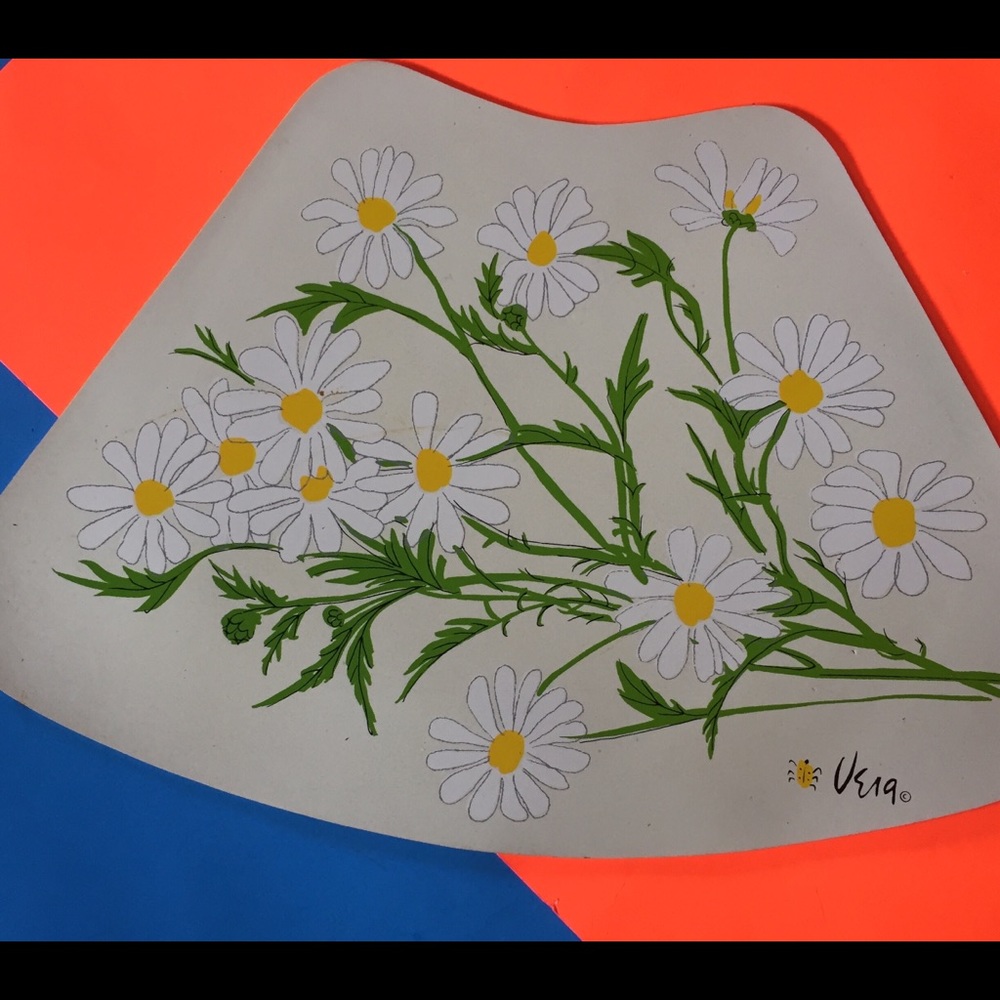 Vintage Vera Daisy